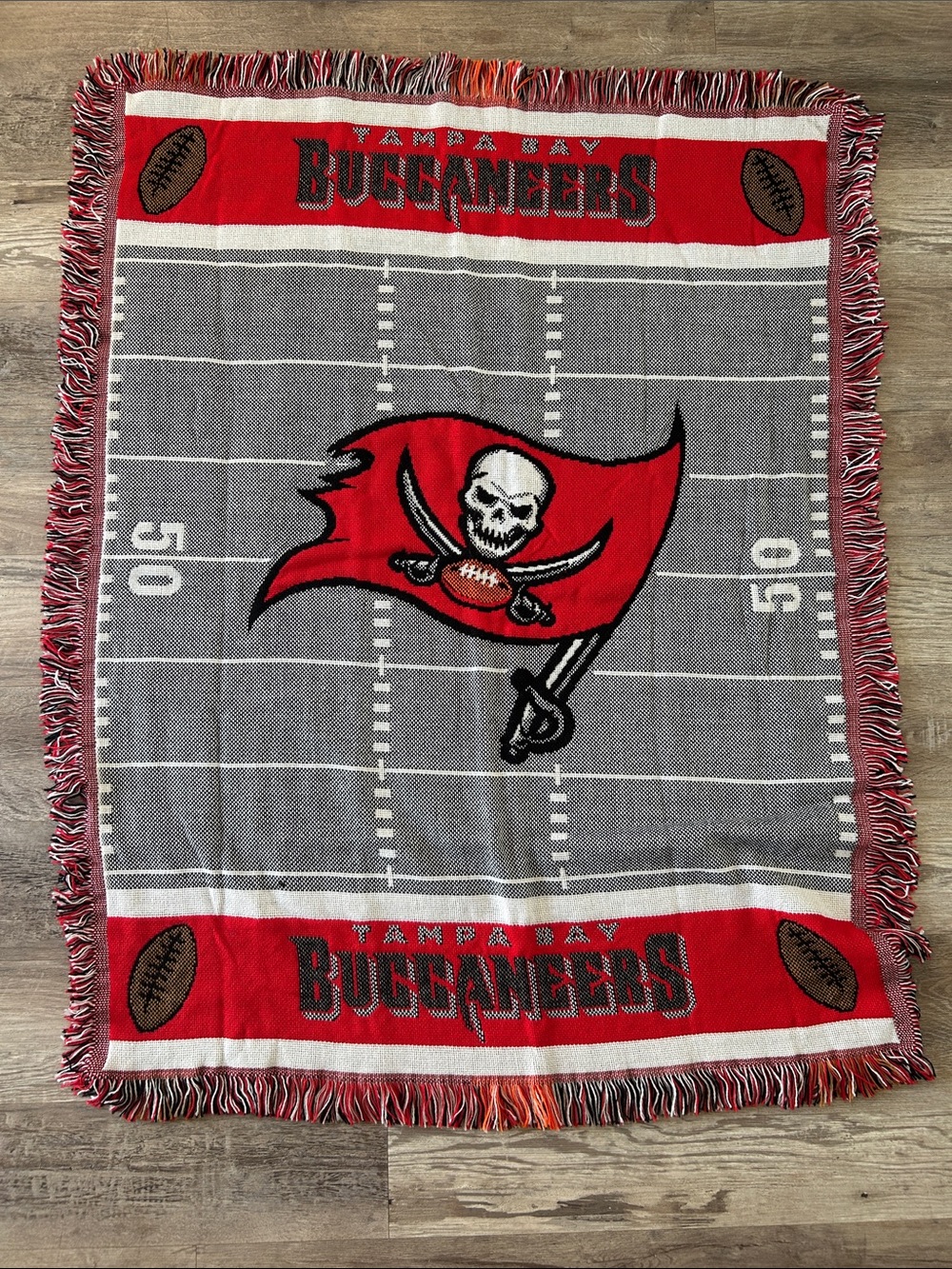 Tampa Bay Buccaneers throw blanket cotton 36 in x 42 in